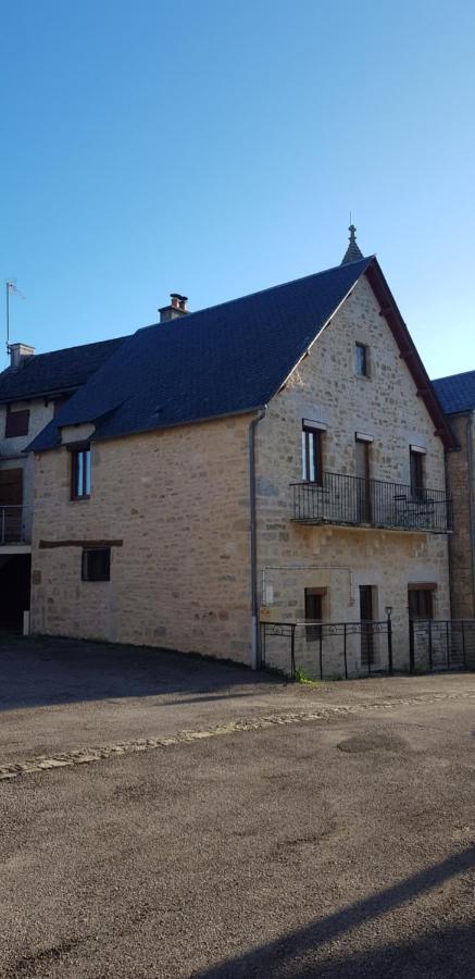 Le Gite De La Vieille Eglise De Coussergues Bagian luar foto