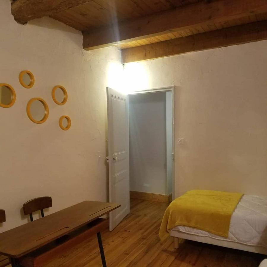Le Gite De La Vieille Eglise De Coussergues Bagian luar foto